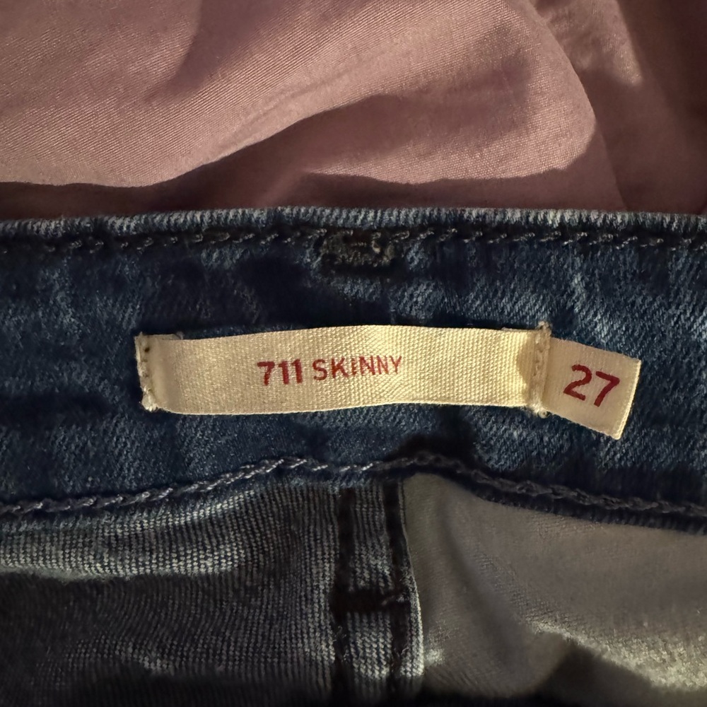 Levi’s Two-Tone Denim Jeans - Picture 3 of 4
